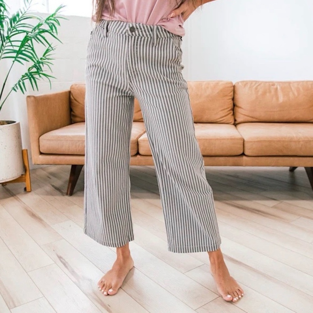 Kancan Jeans Womens 15 31 Gray Striped High Rise Wide Leg Crop